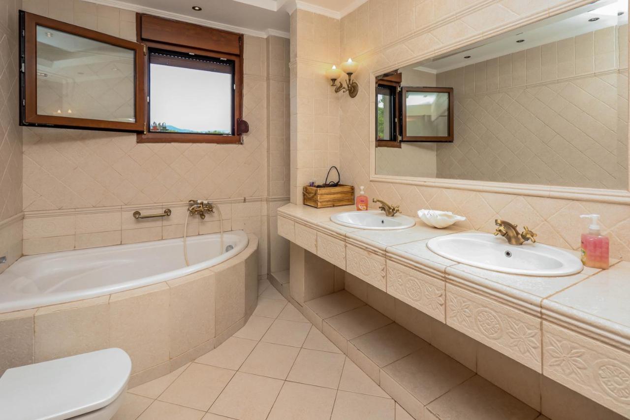 Suite Acropolis Serres Next To Center Luaran gambar