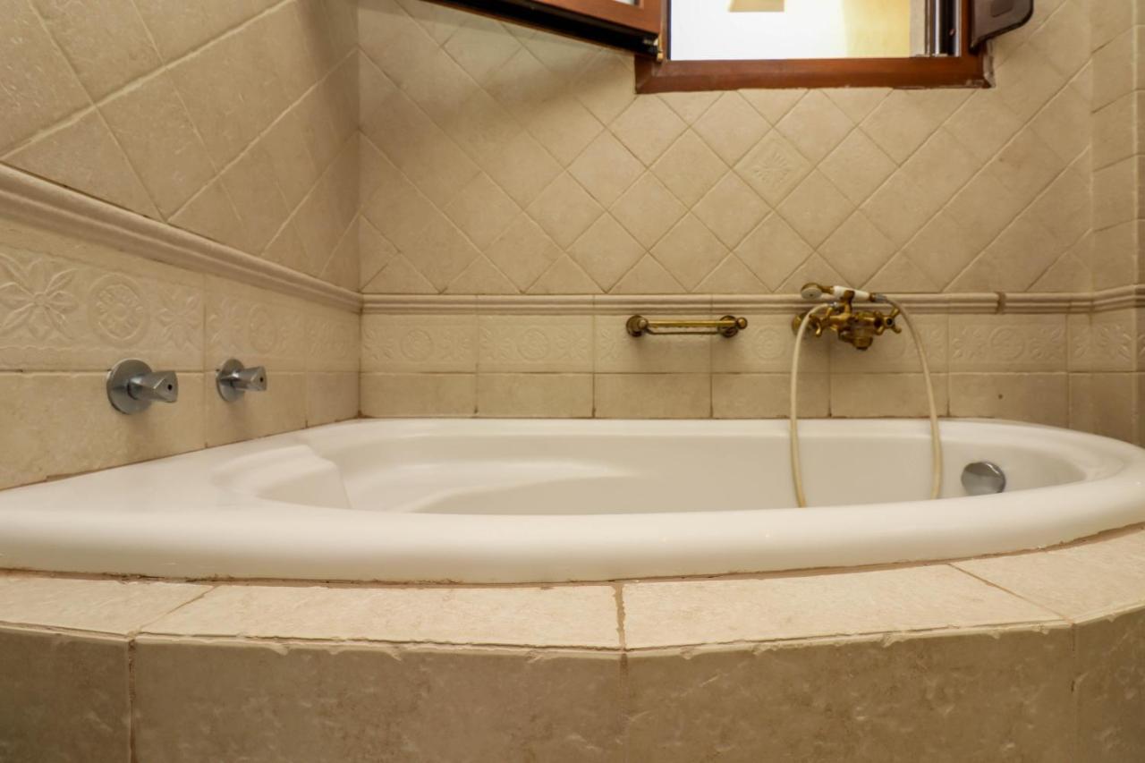 Suite Acropolis Serres Next To Center Luaran gambar